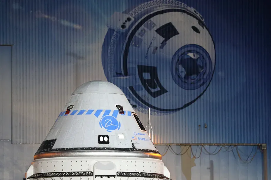 NASA меняет состав космонавтов следующих полетов из-за Boeing