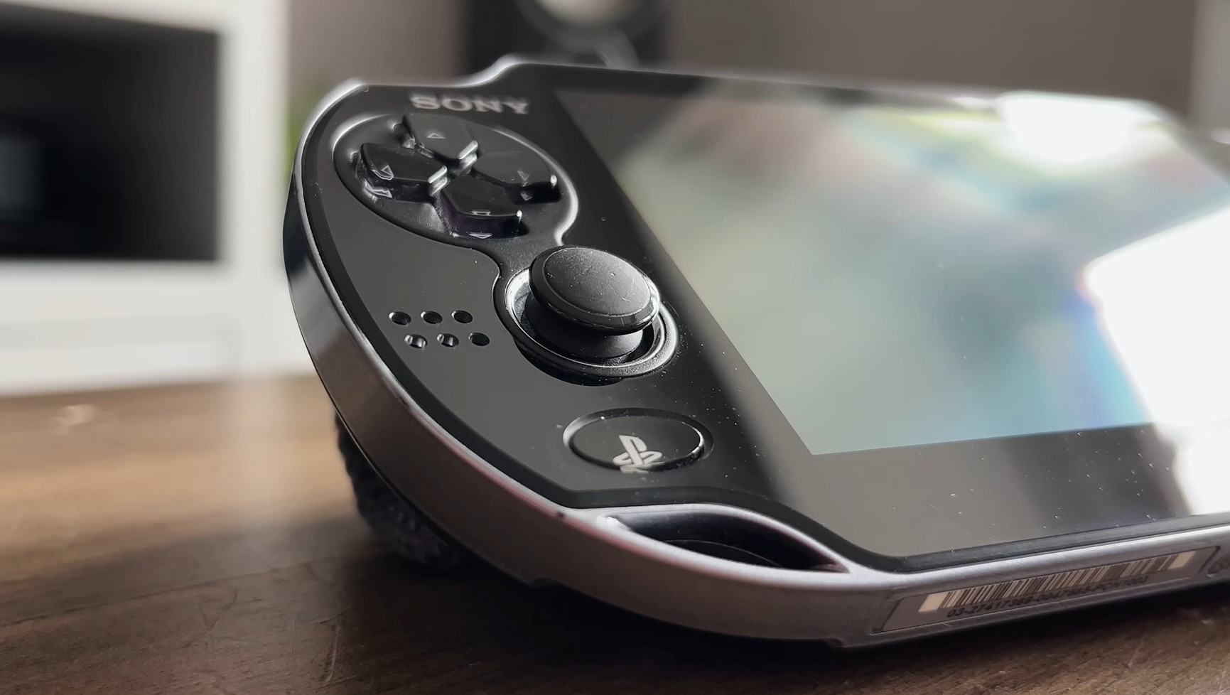 Sony делает портативную консоль PlayStation Q Lite, но есть нюанс
