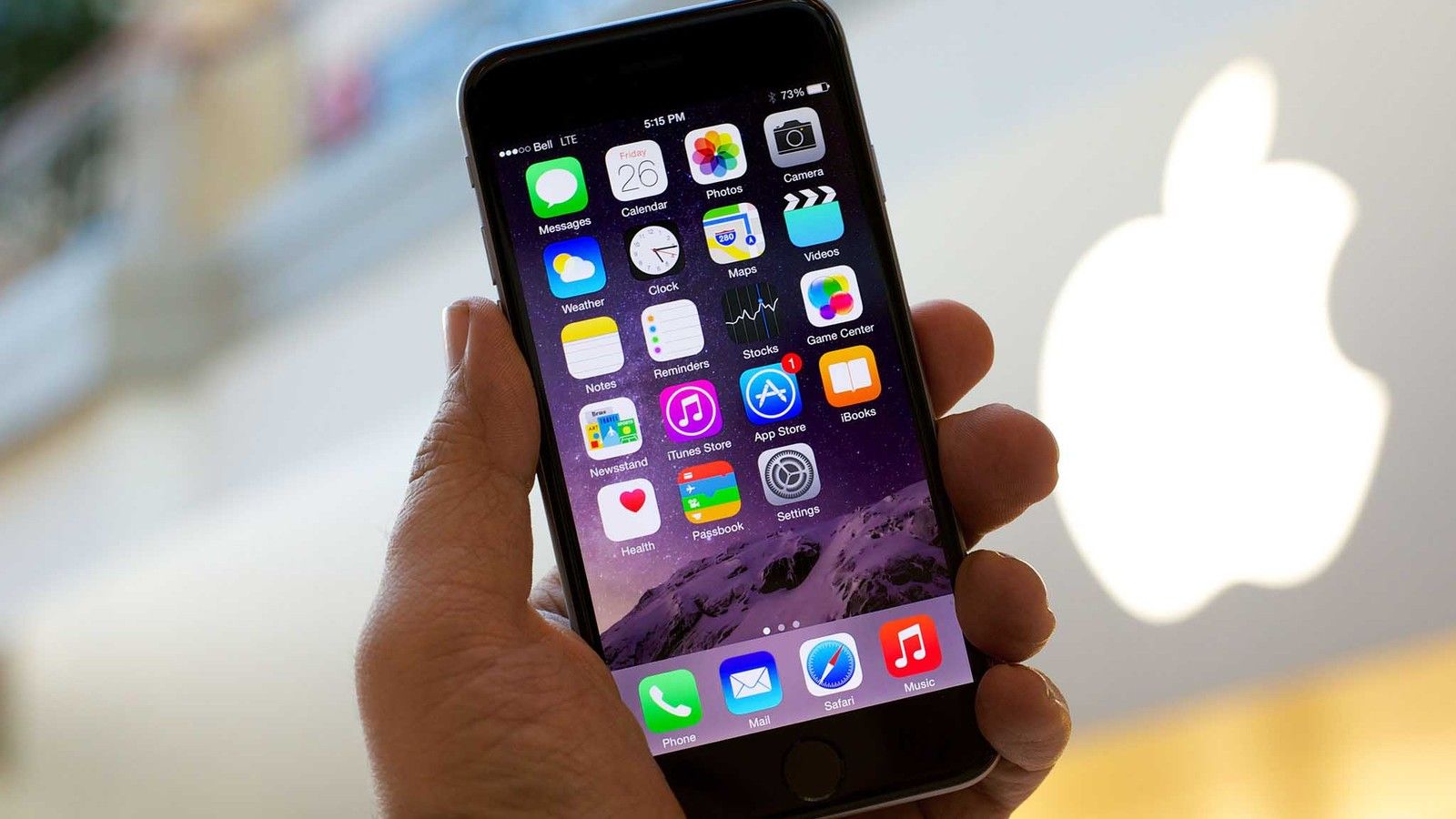 Новый патент Apple – iPhone можно будет управлять одной рукой