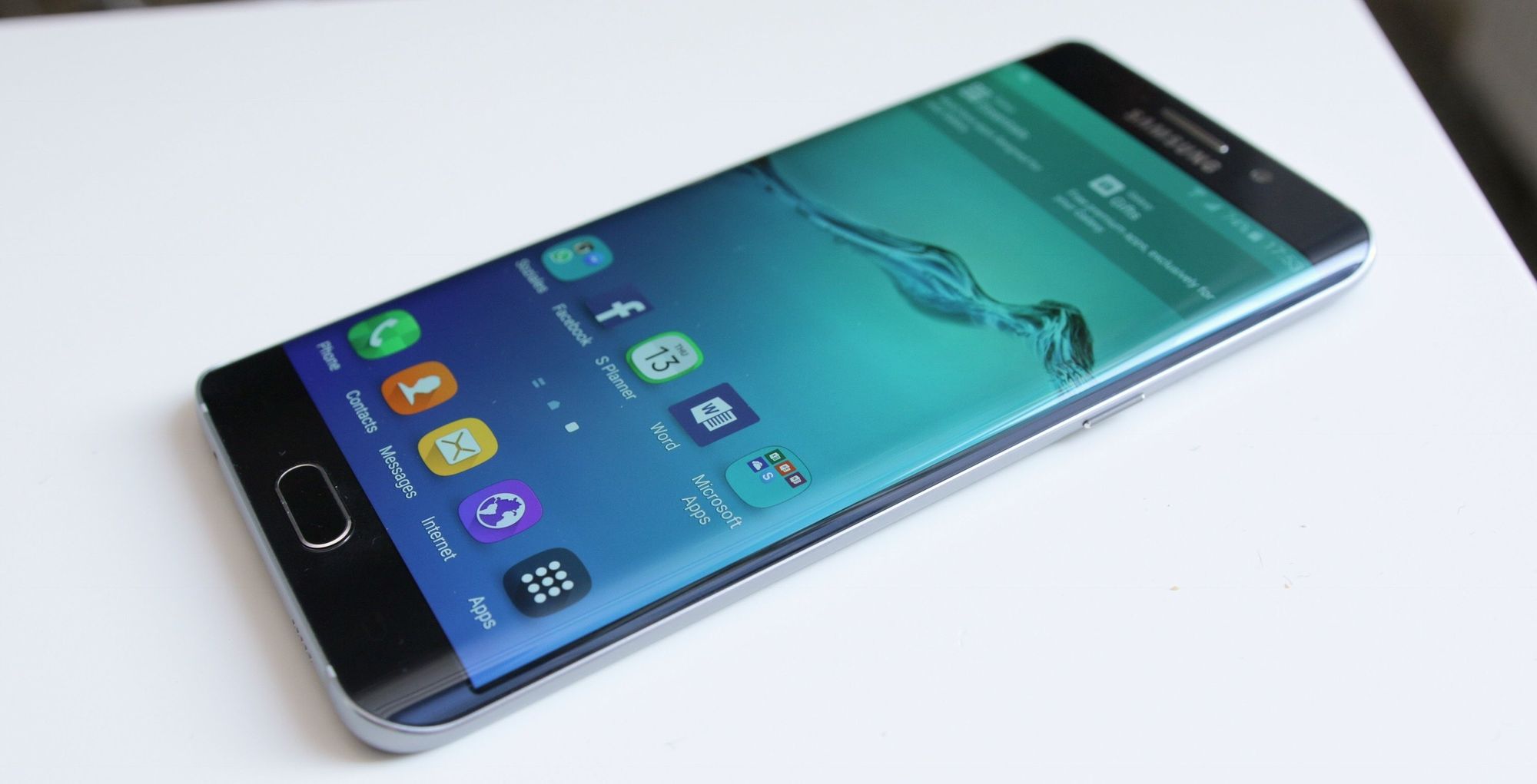 Samsung Galaxy S9 получит огромную батарею