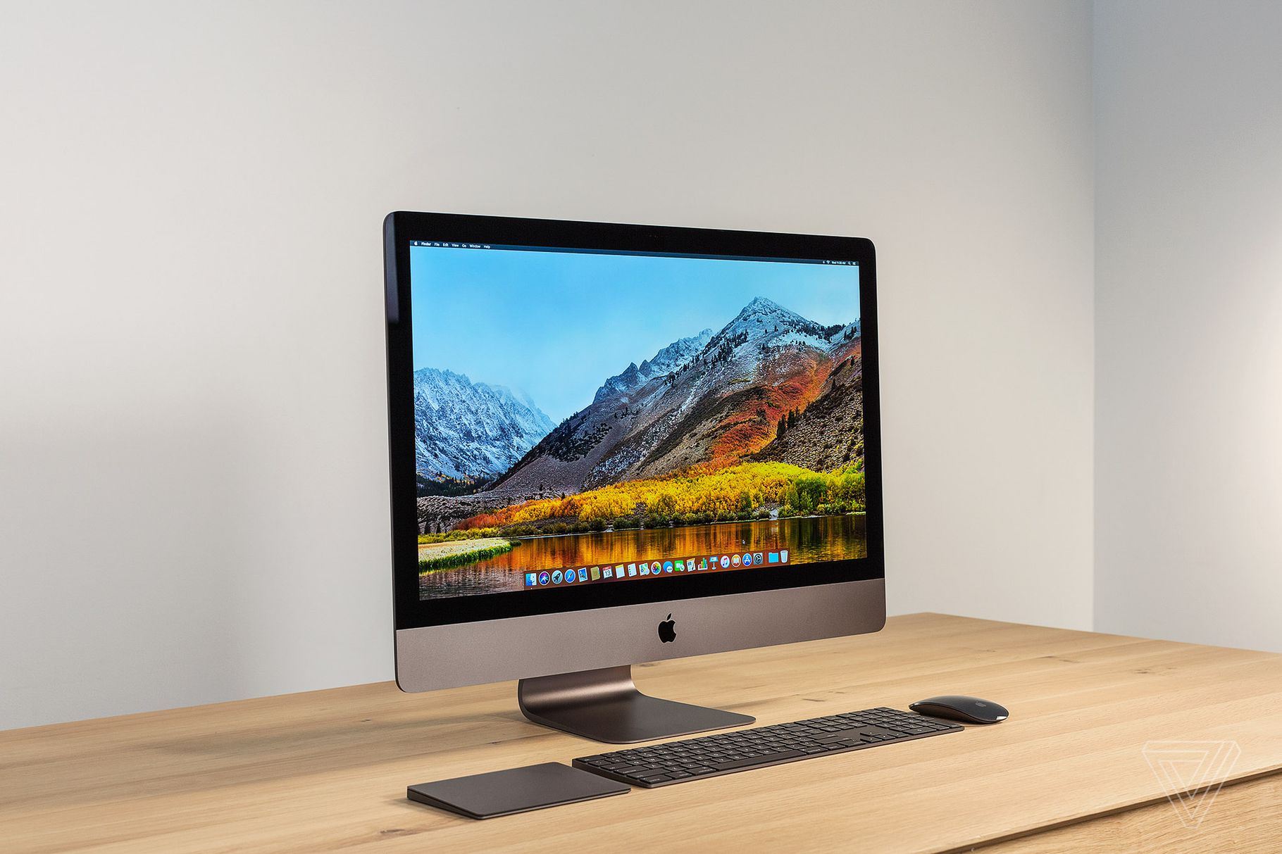 Новый iMac Pro — 256 ГБ оперативной памяти всего за $5,200