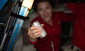 NASA перерабатывает 98% всей воды, которую вырабатывают астронавты на МКС